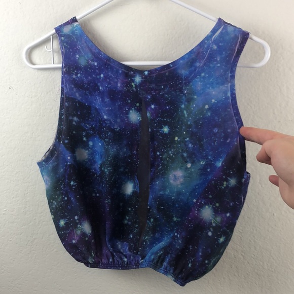 ‘LA Hearts’ Galaxy Blue and Purple Elastic Band Cutout Crop Top - Picture 5 of 10